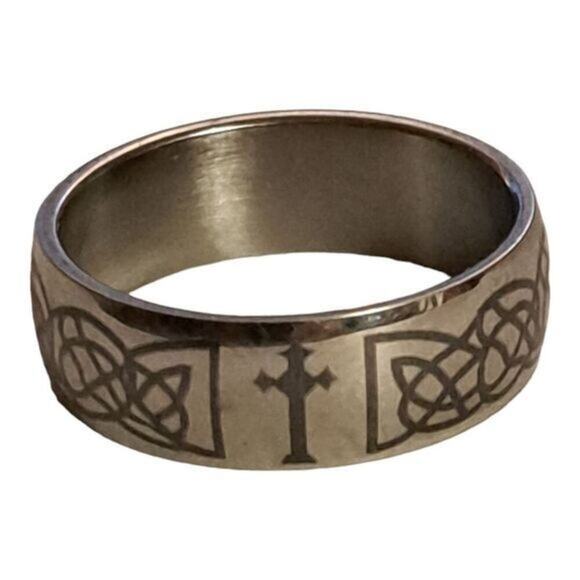 Stainless steel cross with Celtic design band size 12 - Picture 2 of 3
